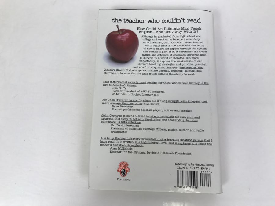 Signed Hardcover Book The Teacher Who Couldn't Read By John Corcoran [Photo 4]