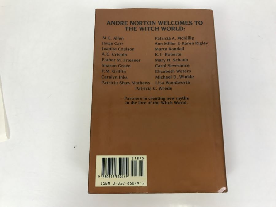Signed First Edition 1990 Hardcover Book Tales Of The Witch World 3 Created By Andre Norton - Signed By Andre Norton, Juanita Coulson, A.C. Crispin And Elisabeth Waters [Photo 5]