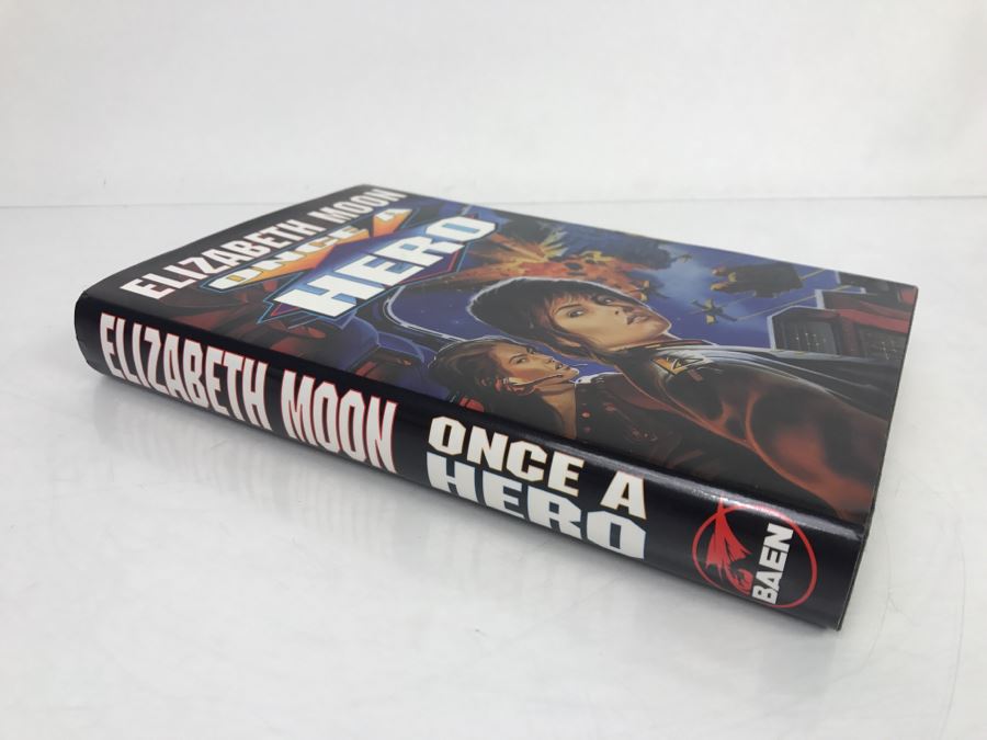Signed First Printing 1997 Hardcover Book Once A Hero By Elizabeth Moon [Photo 3]