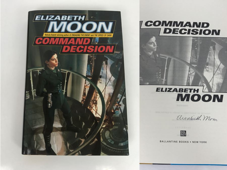 Signed First Edition 2007 Hardcover Book Command Decision By Elizabeth Moon [Photo 1]
