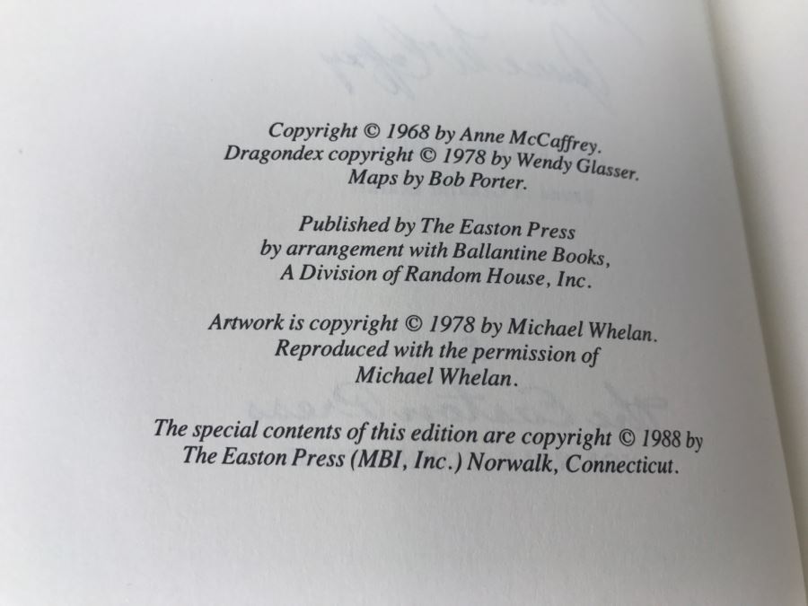 Signed Easton Press Hardcover Book Dragonflight By Anne McCaffrey Masterpiece Of Science Fiction [Photo 11]