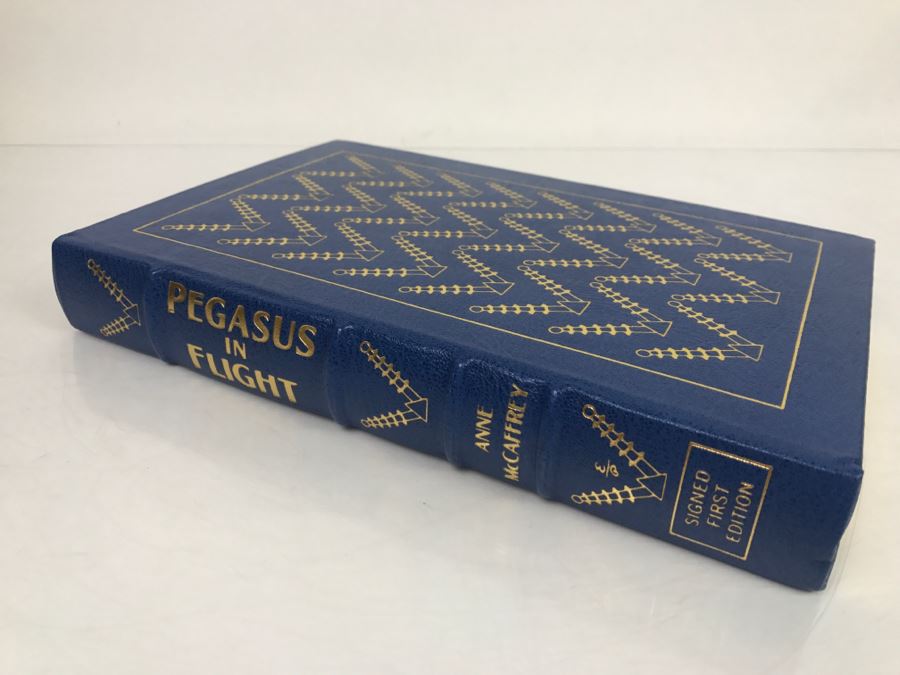 Signed First Edition 1990 Easton Press Hardcover Book Pegasus In Flight By Anne McCaffrey [Photo 4]