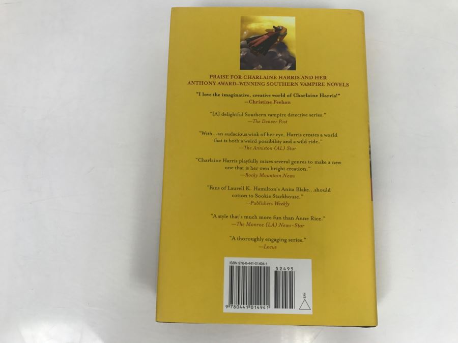 Signed First Edition 2007 Hardcover Book All Together Dead By Charlaine Harris [Photo 4]