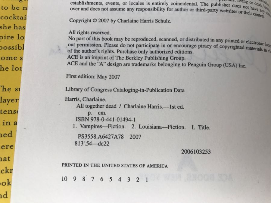 Signed First Edition 2007 Hardcover Book All Together Dead By Charlaine Harris [Photo 9]