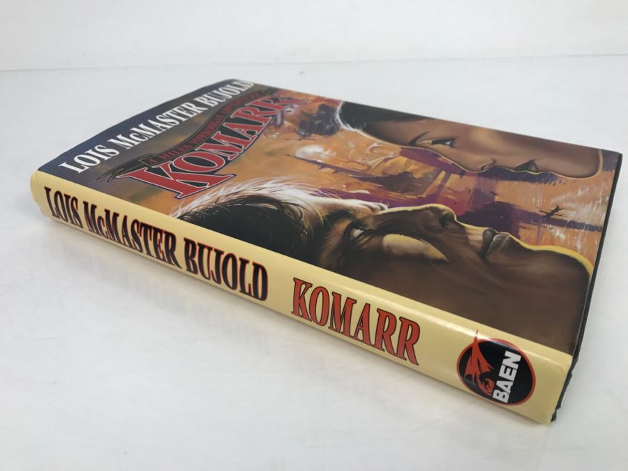 Signed First Printing 1998 Hardcover Book Komarr By Lois McMaster Bujold [Photo 3]
