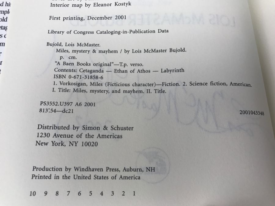 Signed First Printing 2001 Hardcover Book Miles, Mystery And Mayhem By Lois McMaster Bujold [Photo 9]