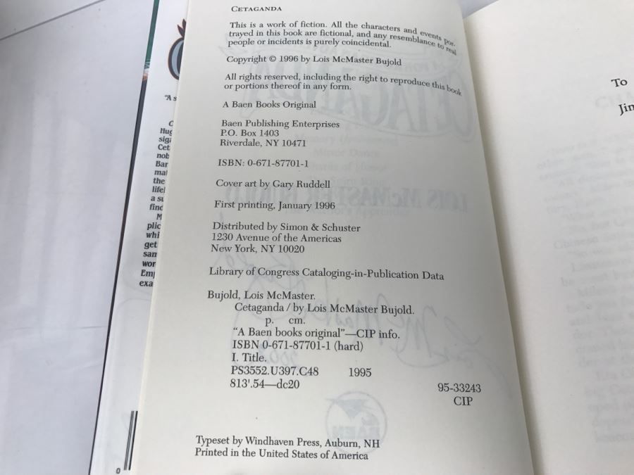 Signed First Printing 1996 Hardcover Book Cetaganda By Lois McMaster Bujold [Photo 8]