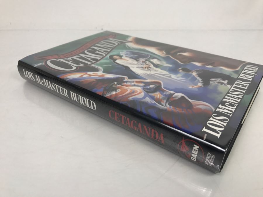 Signed First Printing 1996 Hardcover Book Cetaganda By Lois McMaster Bujold [Photo 3]