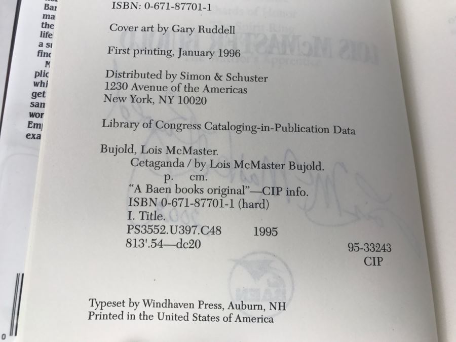 Signed First Printing 1996 Hardcover Book Cetaganda By Lois McMaster Bujold [Photo 9]
