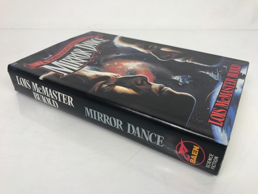 Signed First Printing 1994 Hardcover Book Mirror Dance By Lois McMaster Bujold [Photo 3]