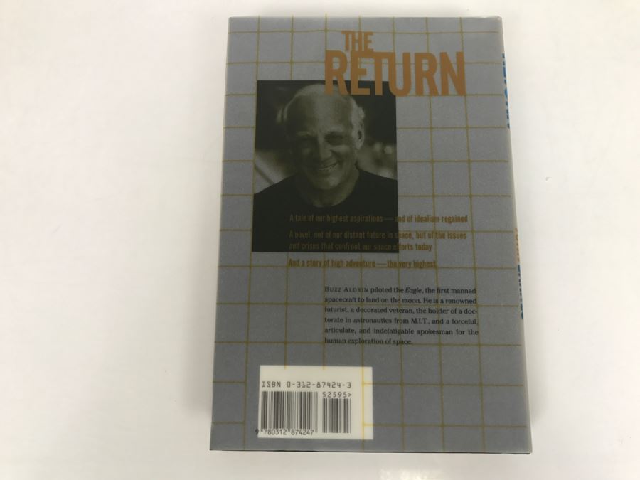 Signed First Edition 2000 Hardcover Book The Return By Buzz Aldrin And John Barnes (Signed By Buzz Aldrin) [Photo 4]