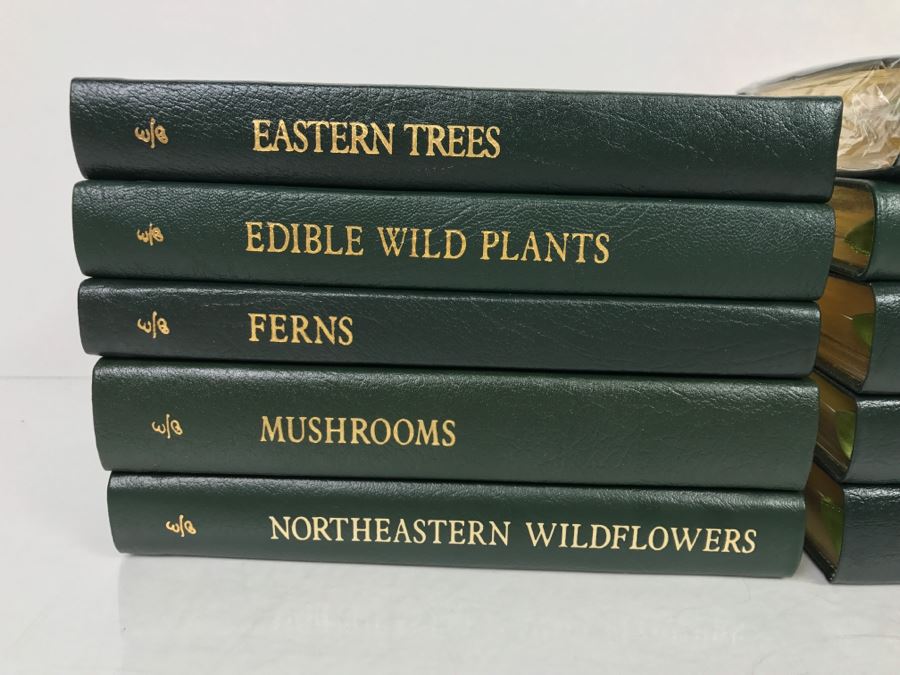 (10) Easton Press Books 1985 The Fiftieth Anniversary Edition Roger Tory Peterson Field Guides Sponsored By The National Audobon Society And The National Wildlife Federation (See Details For Titles) - Plants [Photo 4]