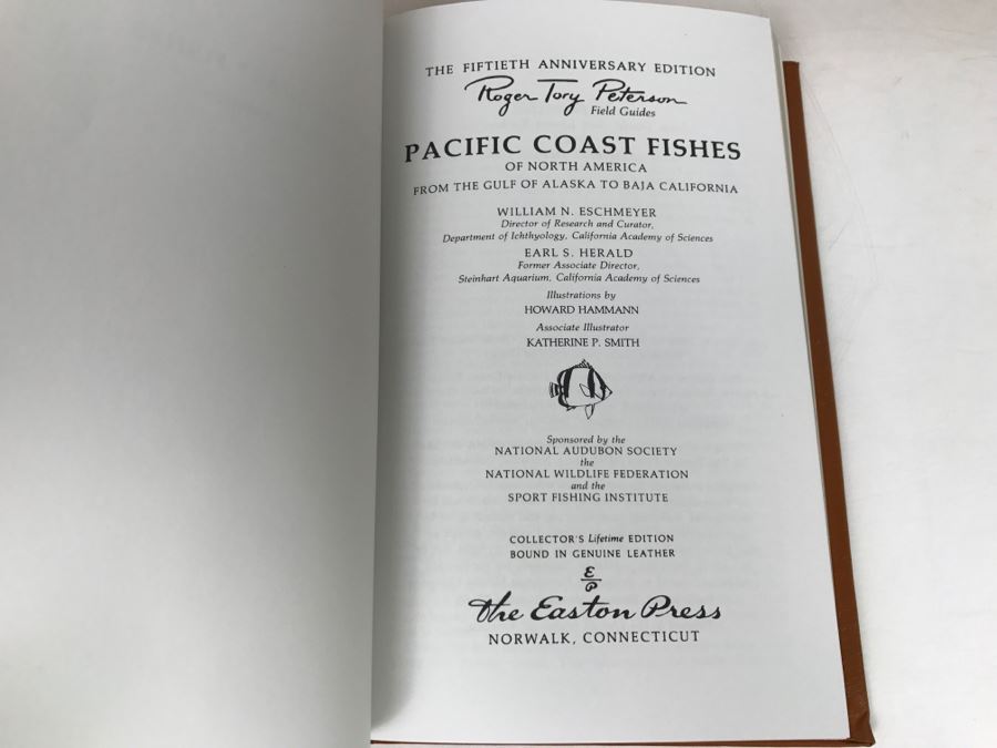 (7) Easton Press Books 1985 The Fiftieth Anniversary Edition Roger Tory Peterson Field Guides Sponsored By The National Audobon Society And The National Wildlife Federation (See Details For Titles) - Oceans [Photo 8]