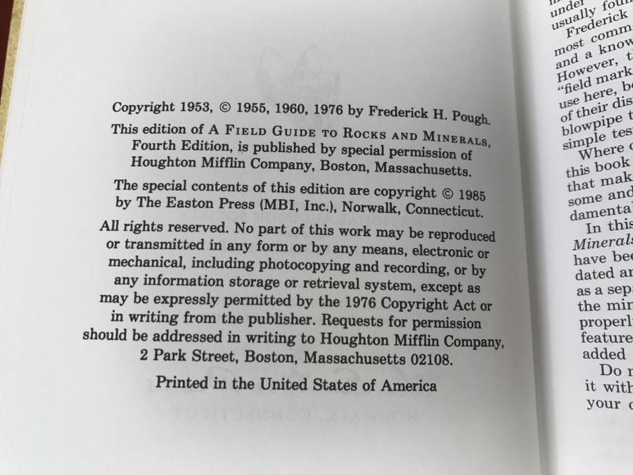 (3) Easton Press Books 1985 The Fiftieth Anniversary Edition Roger Tory Peterson Field Guides Sponsored By The National Audobon Society And The National Wildlife Federation (See Details For Titles) - Earth Universe [Photo 8]