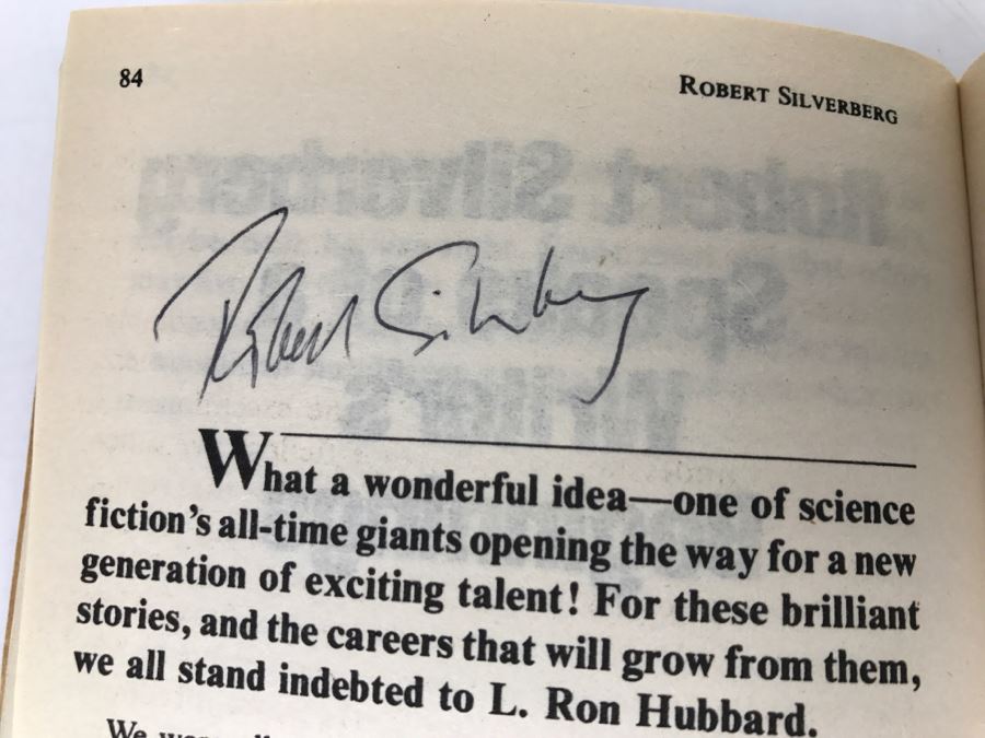 Signed Paperback Book L. Ron Hubbard Presents Writers Of The Future - Signed By Algis Budrys, Robert Silverberg And Leonard Carpenter [Photo 10]