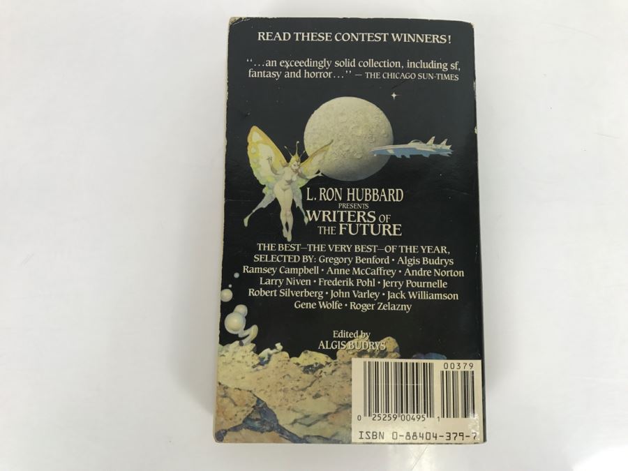 Signed First Edition 1989 Paperback Book L. Ron Hubbard Presents Writers Of The Future Volume V (Signed By Algis Budrys, Jane Yolen, Hal Clement, Gary Shockley And Kelly Freas) [Photo 3]