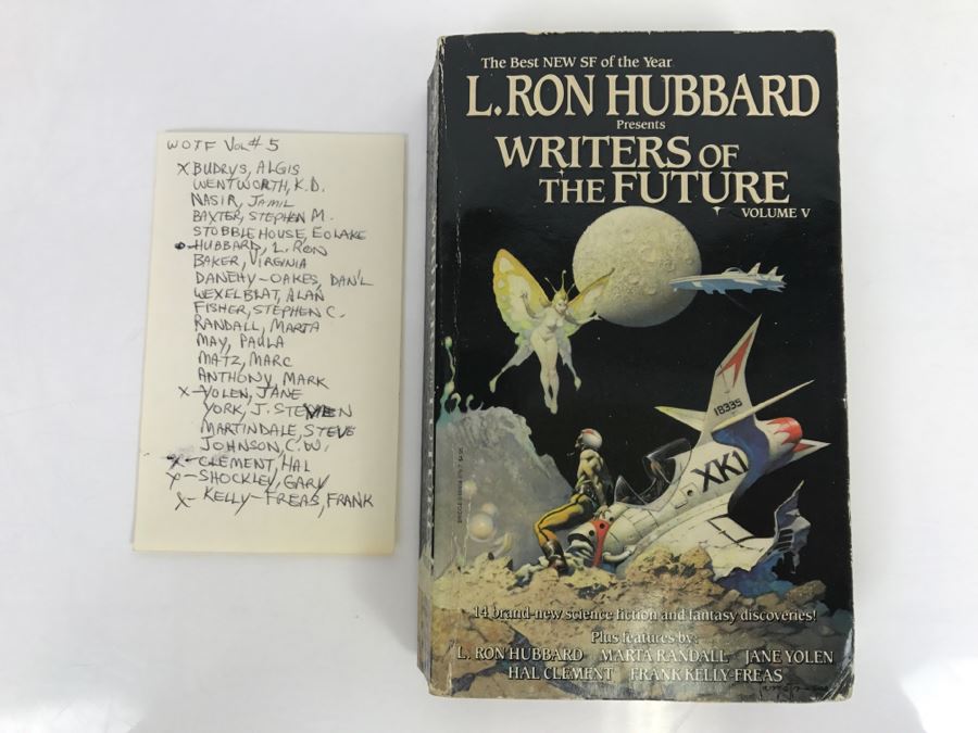 Signed First Edition 1989 Paperback Book L. Ron Hubbard Presents Writers Of The Future Volume V (Signed By Algis Budrys, Jane Yolen, Hal Clement, Gary Shockley And Kelly Freas) [Photo 1]