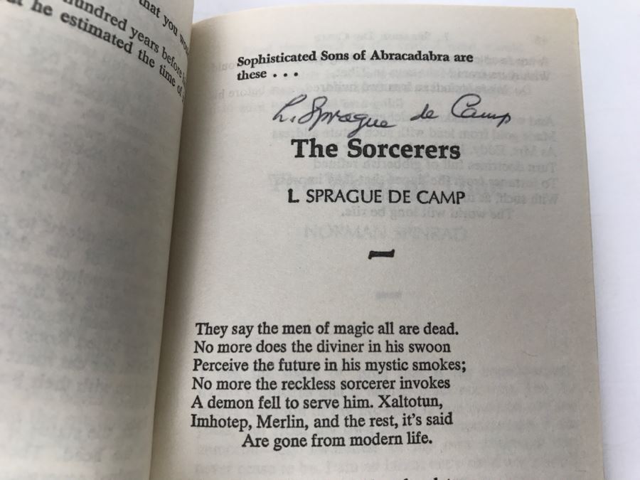 Signed Paperback Book Alchemy And Academe Selected By Anne McCaffrey (Signed By Anne McCaffrey And L. Sprague De Camp) [Photo 9]