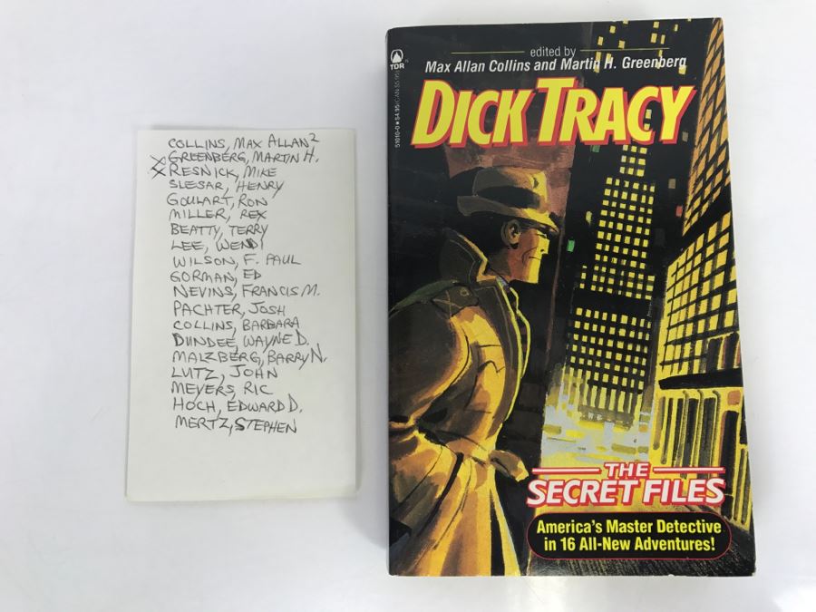 Signed First Edition 1990 Paperback Book Dick Tracy: The Secret Files (Signed By Martin H. Greenberg And Mike Resnick) [Photo 2]
