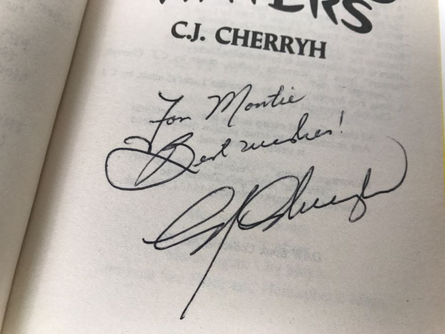 Signed First Printing 1988 Paperback Book Merovingen Nights #3 Troubled Waters By C.J. Cherryh (Signed By C.J. Cherryh, Mercedes Lackey, Roberta Rogow And Leslie Fish) [Photo 8]