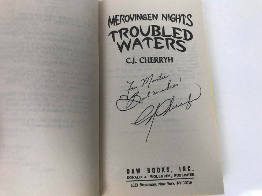 Signed First Printing 1988 Paperback Book Merovingen Nights #3 Troubled Waters By C.J. Cherryh (Signed By C.J. Cherryh, Mercedes Lackey, Roberta Rogow And Leslie Fish) [Photo 6]
