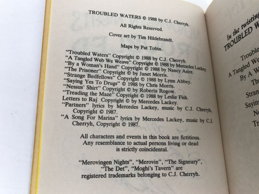 Signed First Printing 1988 Paperback Book Merovingen Nights #3 Troubled Waters By C.J. Cherryh (Signed By C.J. Cherryh, Mercedes Lackey, Roberta Rogow And Leslie Fish) [Photo 9]