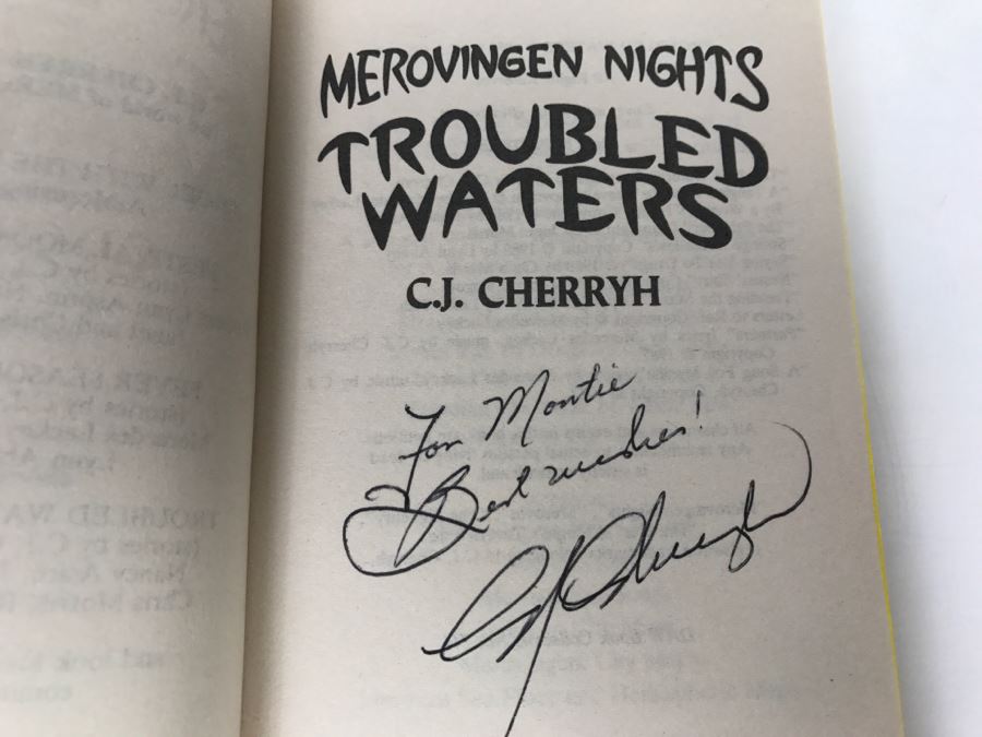 Signed First Printing 1988 Paperback Book Merovingen Nights #3 Troubled Waters By C.J. Cherryh (Signed By C.J. Cherryh, Mercedes Lackey, Roberta Rogow And Leslie Fish) [Photo 7]