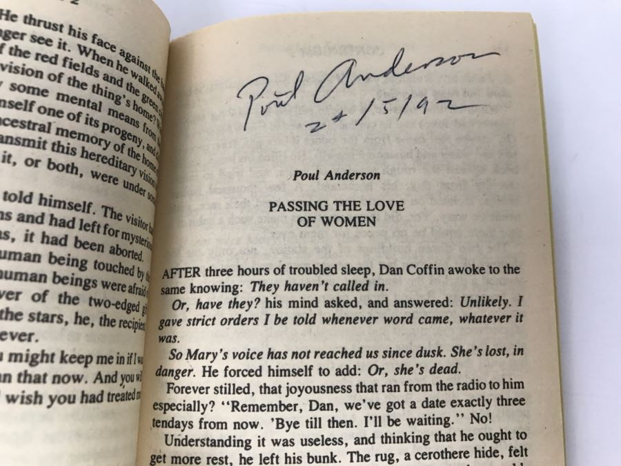Signed 1975 Paperback Book Continuum 2 (Signed By Poul Anderson And Anne McCaffrey) [Photo 9]