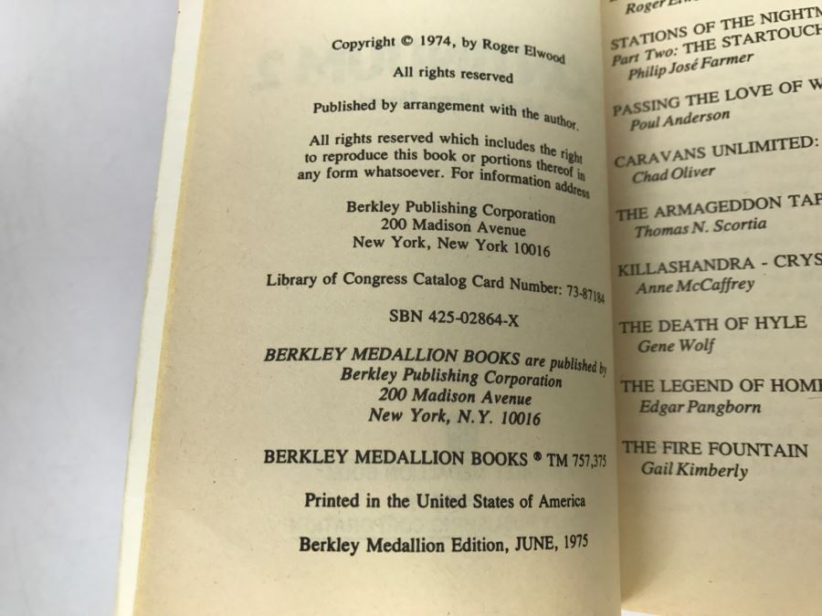 Signed 1975 Paperback Book Continuum 2 (Signed By Poul Anderson And Anne McCaffrey) [Photo 7]