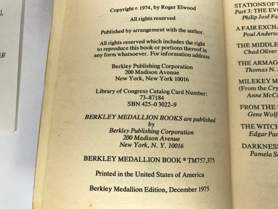 Signed 1975 Paperback Book Continuum 3 (Signed By Poul Anderson And Anne McCaffrey) [Photo 7]