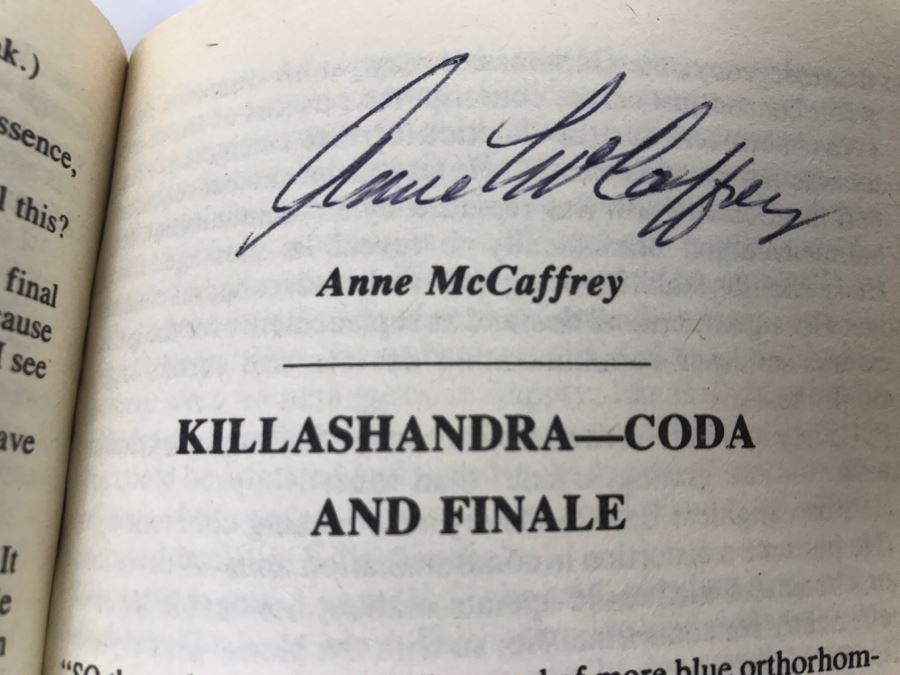 Signed 1976 Paperback Book Continuum 4 (Signed By Poul Anderson And Anne McCaffrey) [Photo 11]