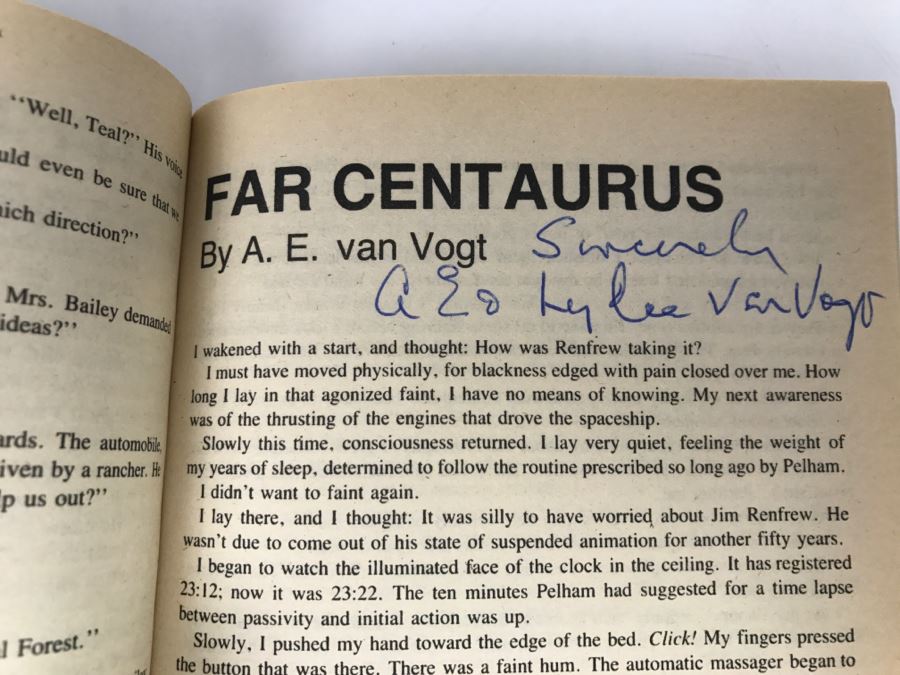 Signed Paperback Book Fifty Years Of The Best Science Fiction From Analog (Signed By Stanley Schmidt, L. Sprague De Camp, A. E. Van Vogt, Poul Anderson, Ben Bova And Vonda N. McIntrye) [Photo 7]