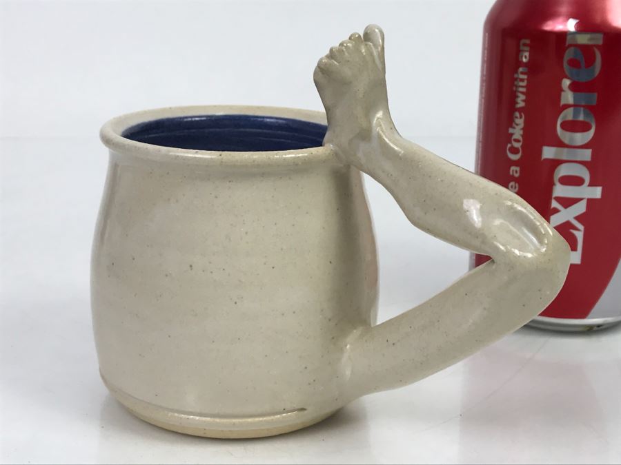 Potter Pottery Mug With Leg Foot Handle [Photo 9]