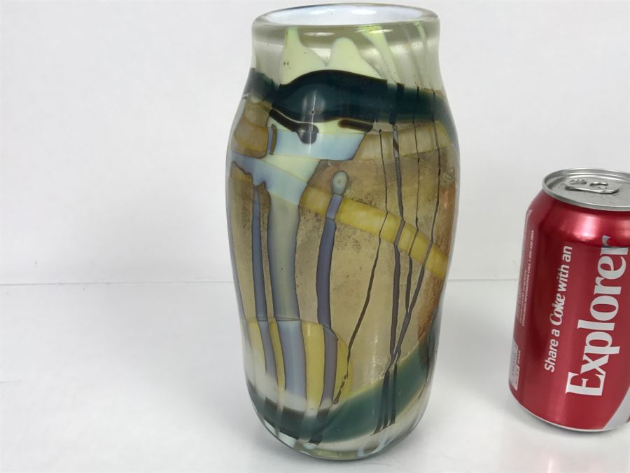 Signed Paul Allen Counts Studio Art Glass Vase