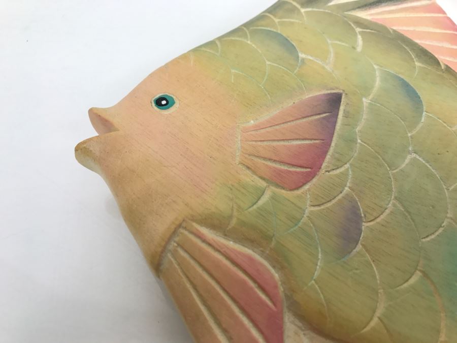 Pair Of Indonesian Hand Carved And Hand Painted Wall Hanging Fish [Photo 7]