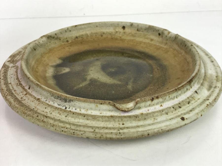 Mid-Century Pottery Ashtray Signed Carolyn [Photo 8]