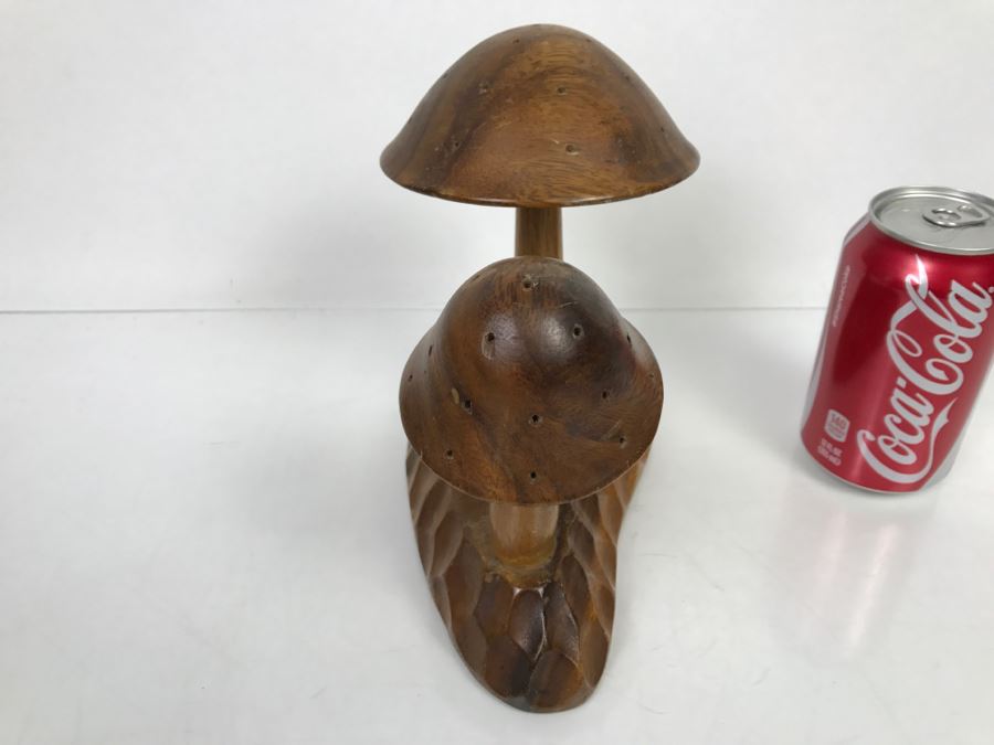 Mid-Century Mushroom Hors D'oeuvres Appetizer Toothpick Server Wood Holder Stand [Photo 11]
