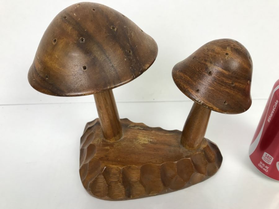 Mid-Century Mushroom Hors D'oeuvres Appetizer Toothpick Server Wood Holder Stand [Photo 5]