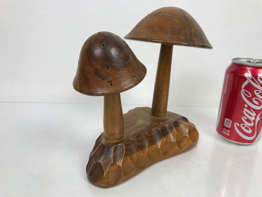 Mid-Century Mushroom Hors D'oeuvres Appetizer Toothpick Server Wood Holder Stand [Photo 9]