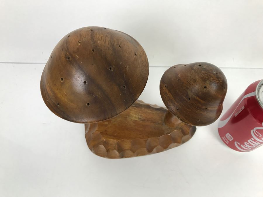 Mid-Century Mushroom Hors D'oeuvres Appetizer Toothpick Server Wood Holder Stand [Photo 4]