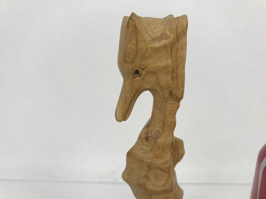 Vintage Wooden Seahorse Carving [Photo 2]