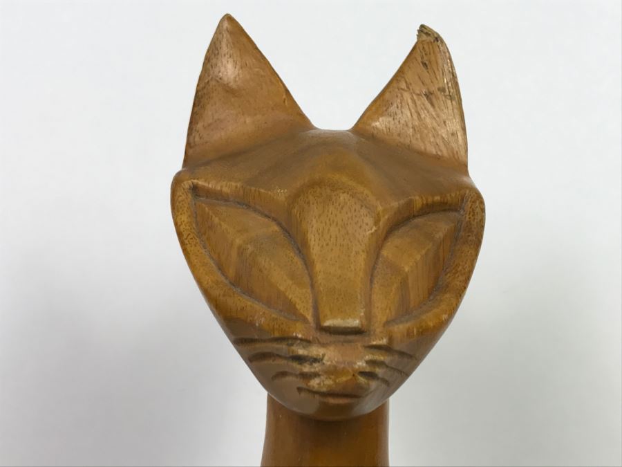 Large Hand Carved Cat Sculpture [Photo 5]