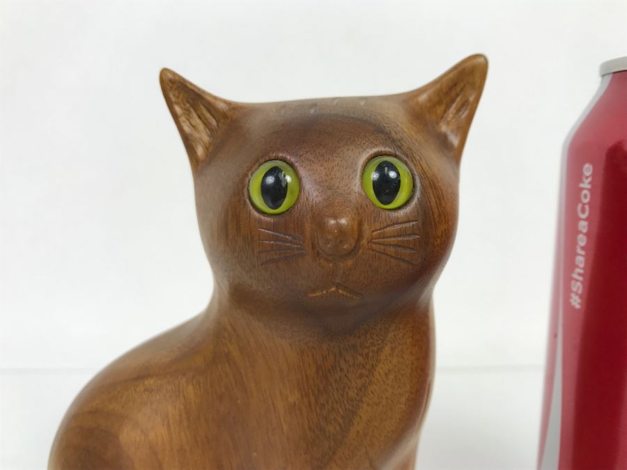 Oregon Myrtlewood Cat Sculpture [Photo 3]