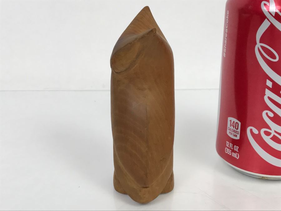 Mid-Century Carved Wooden Owl Sculpture [Photo 8]