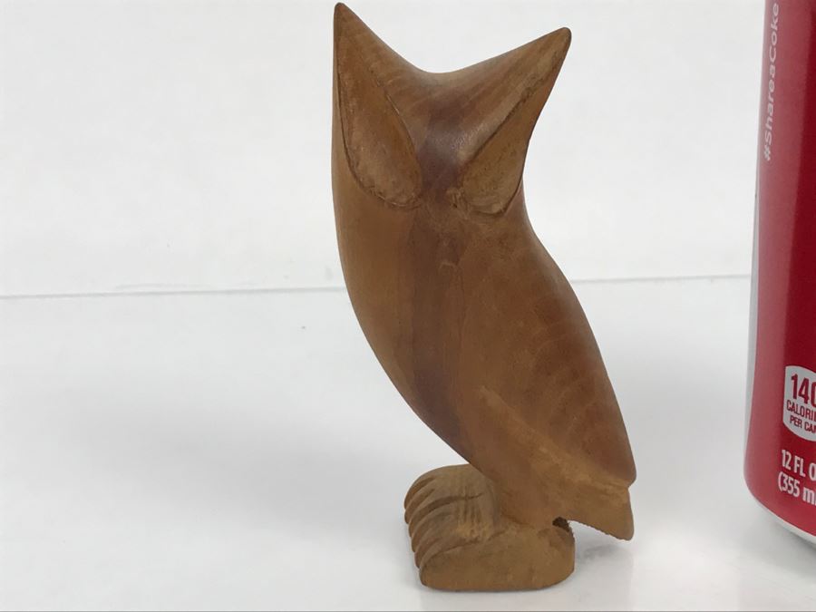 Mid-Century Carved Wooden Owl Sculpture [Photo 2]