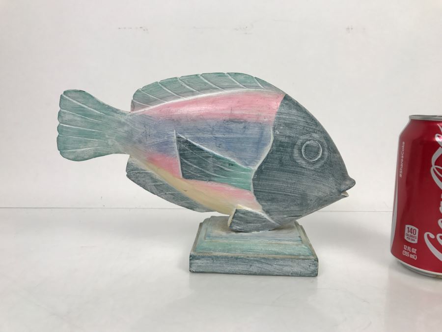 Hand Carved And Hand Painted Fish Sculpture Indonesia [Photo 1]