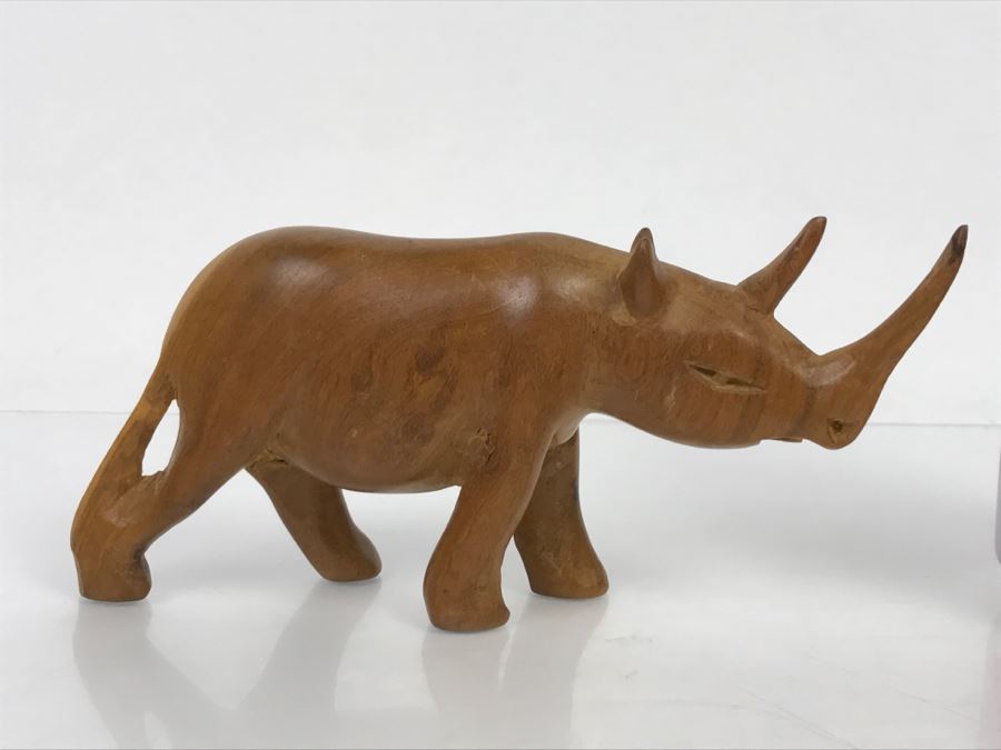 Vintage Wooden Rhinoceros Animal Carving [Photo 3]