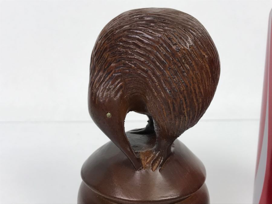 Handcarved Kiwi Bird Sculpture Tawa New Zealand [Photo 3]