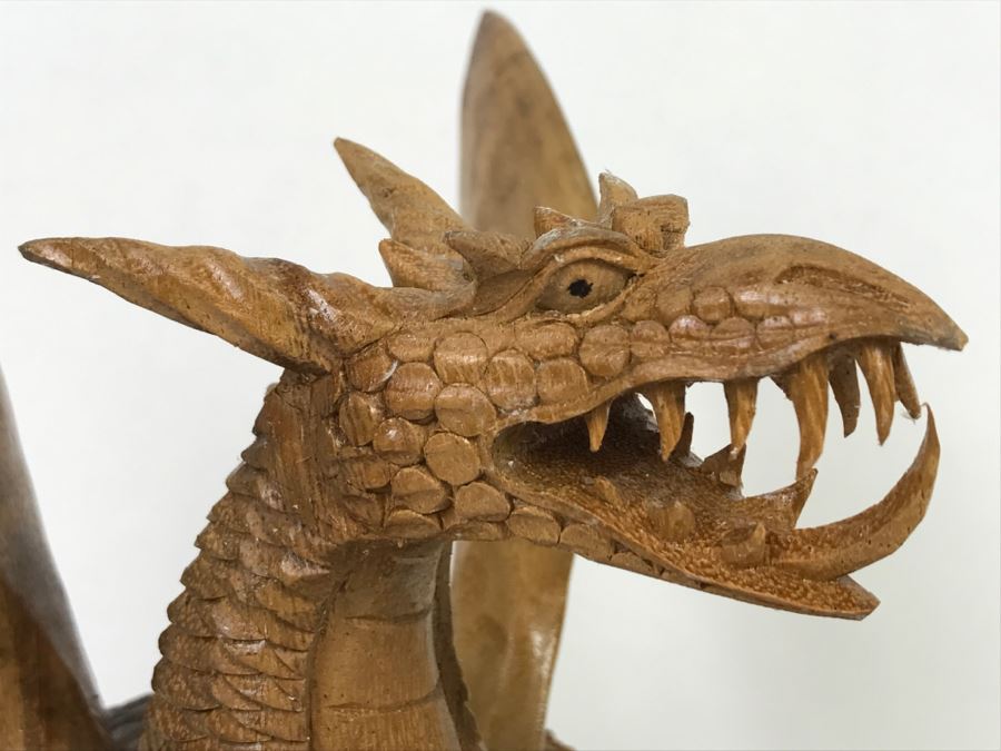 CCI Comic-Con International Art Show Well Executed Wooden Carved Dragon By Laura And Paul Bernier Out Of Twin Lakes CO [Photo 6]