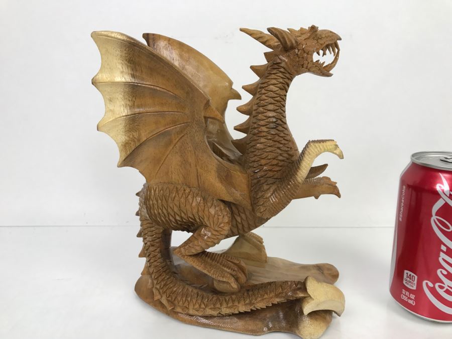 CCI Comic-Con International Art Show Well Executed Wooden Carved Dragon By Laura And Paul Bernier Out Of Twin Lakes CO [Photo 9]